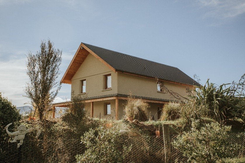 Hiberna Strawbale House Sustainable Engineering Ltd